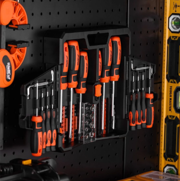 WellCut Universal Ratchet & Screwdriver Set with 63 Pieces